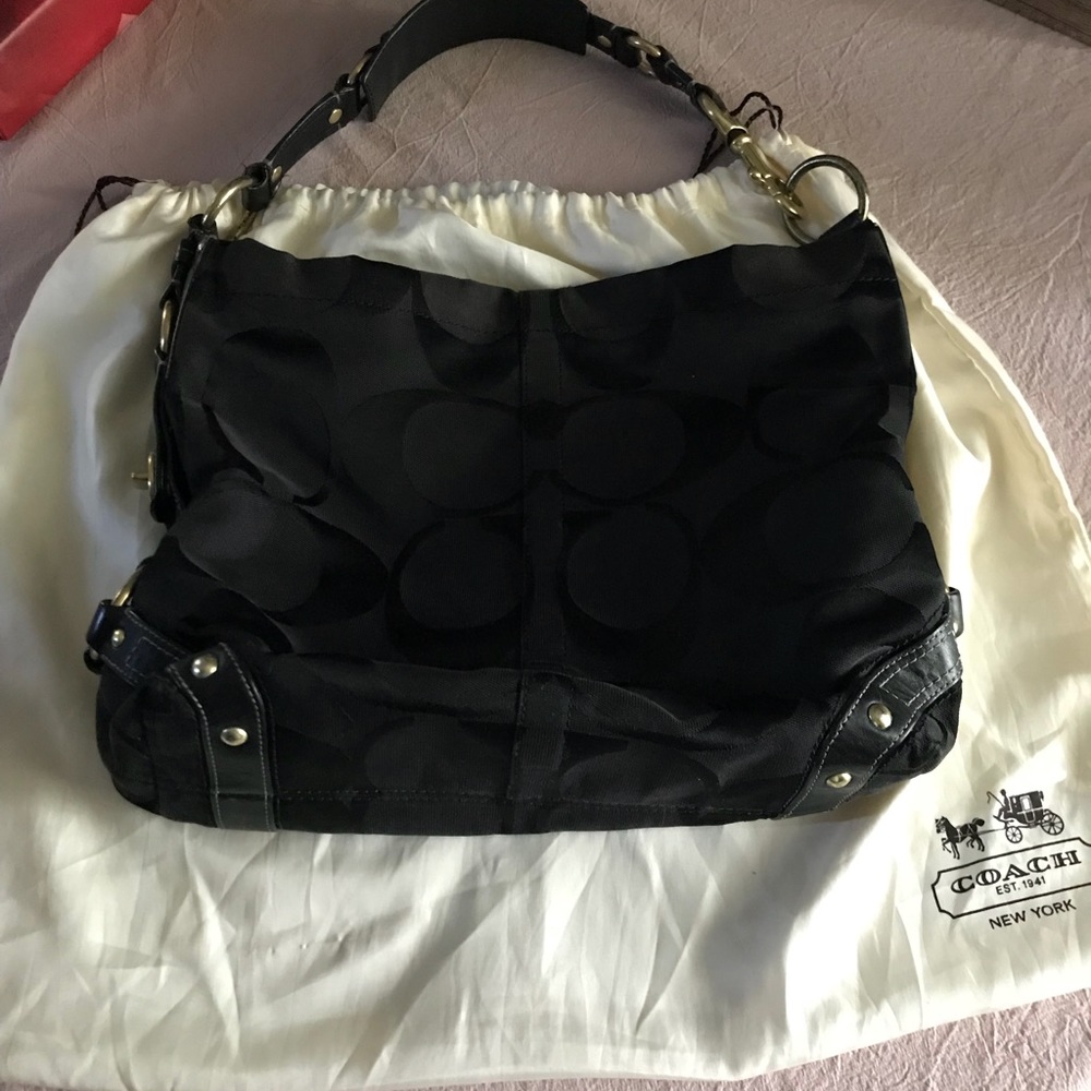 Authentic Coach Carly bag